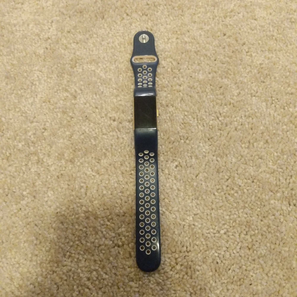 Pair of 2 Fitbits